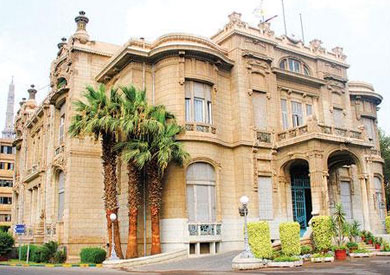 جامعة عين شمس - ارشيفية
